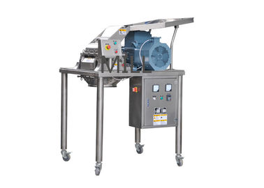 Small Location Industrial Pulverizer Machine Dry Diced Mushrooms 220-660 V